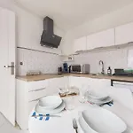 Holiday home Jolie Maisonnette Avec Terrasse *